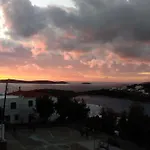 Semi's House Batsi