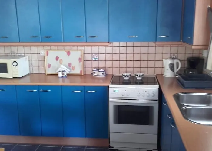 別荘 Semi's House バトシ