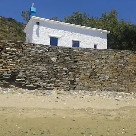 Holiday home Semi's House Batsi (Andros)