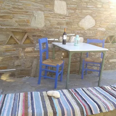 Semi's House Batsi (Andros)