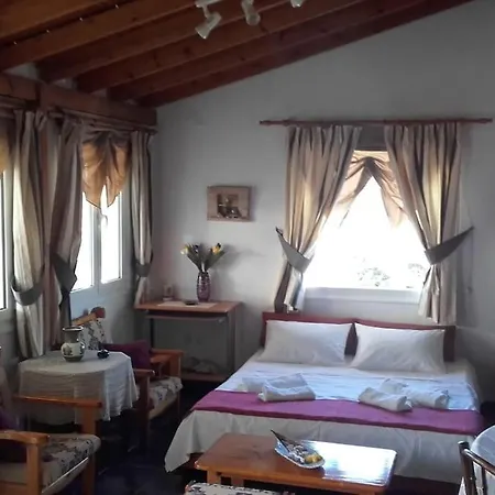 Semi's House Holiday home Batsi (Andros)