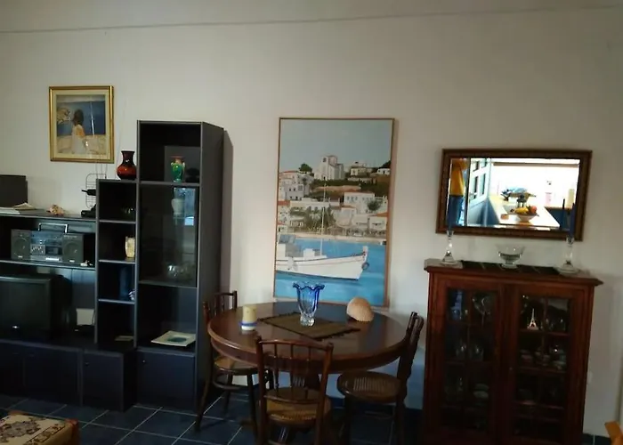 Semi's House * Batsi (Andros)