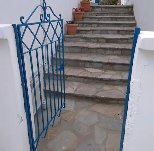 Semi's House Casa de Férias Batsi (Andros)